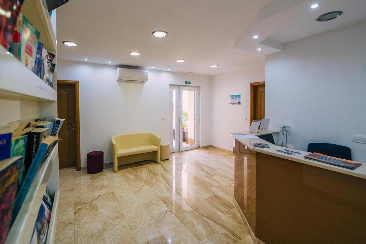 Luxur Centar With Sea View Terrace Apartment Baska Voda Exterior photo