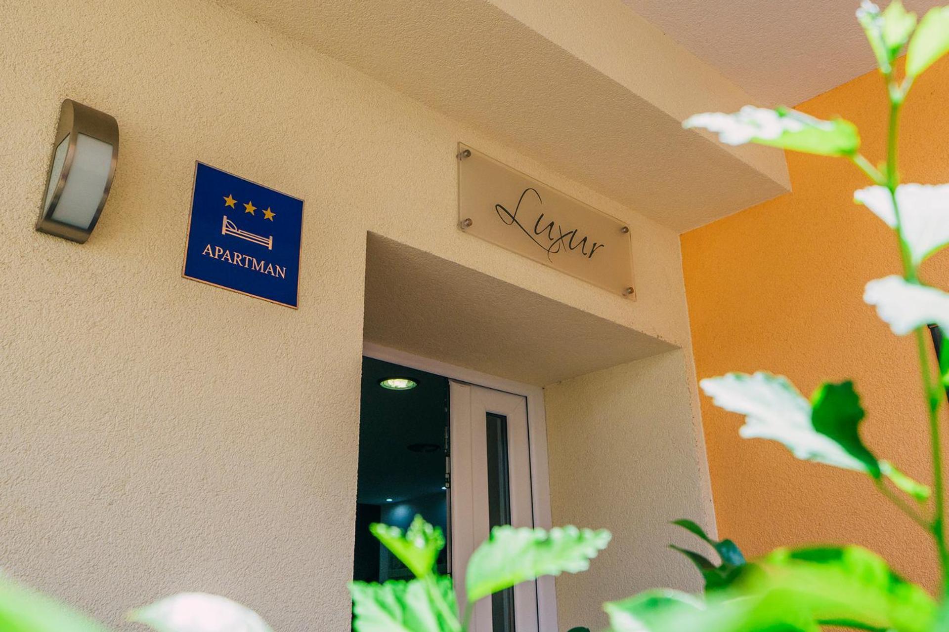 Luxur Centar With Sea View Terrace Apartment Baska Voda Exterior photo
