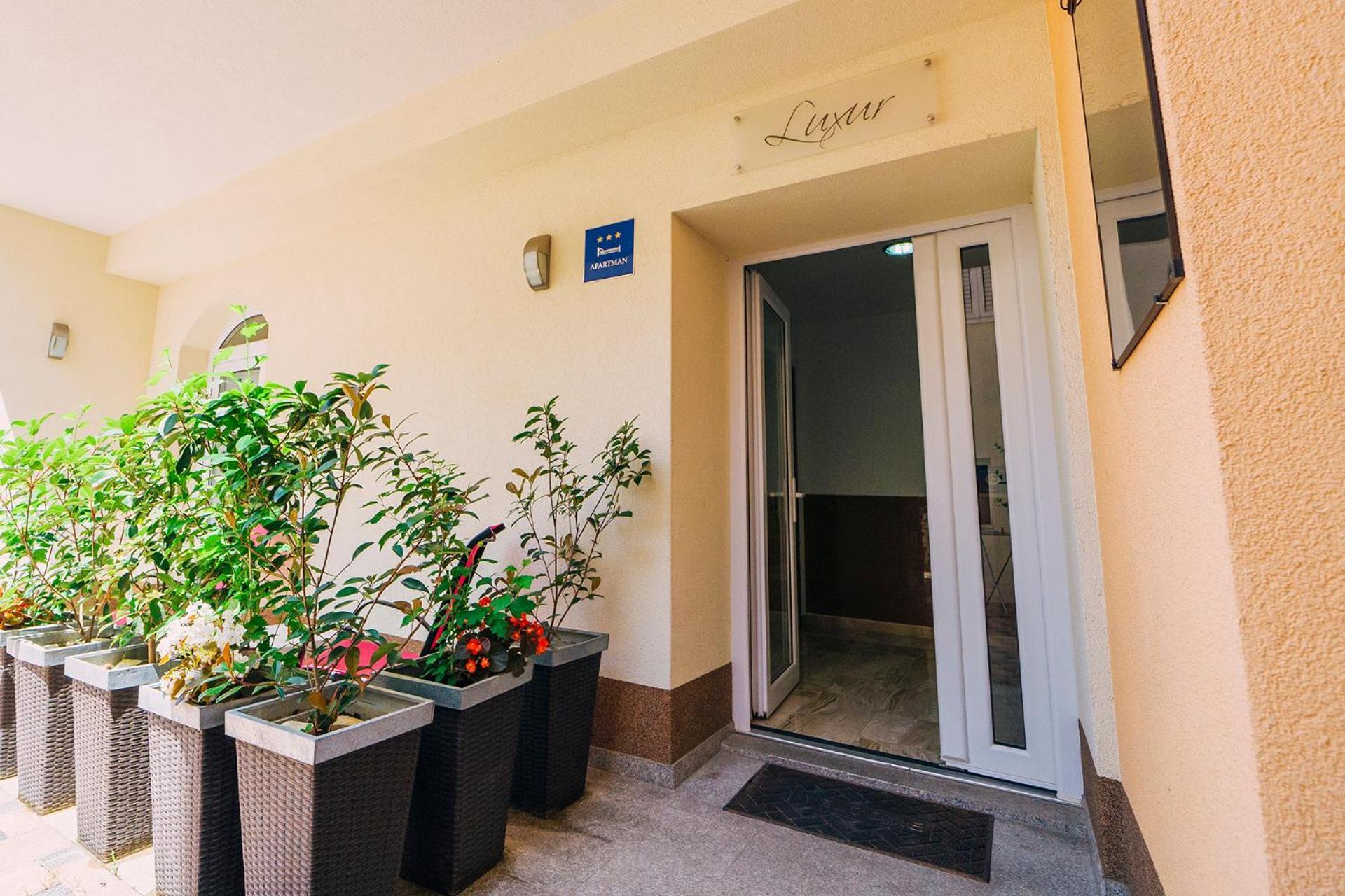Luxur Centar With Sea View Terrace Apartment Baska Voda Exterior photo